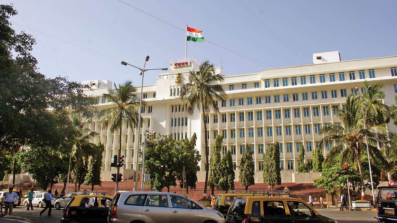 721611-mantralaya-01