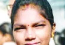 ट्रकची दुचाकीला धडक; पत्नी ठार, पती जखमी