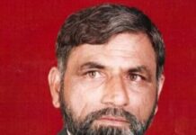 पेपर फुटीवर लाठ्या खाणारे धर्मेंद्र आज पेपर फुटीचे प्रधान बनले . व राजीनामा देऊन गेले .