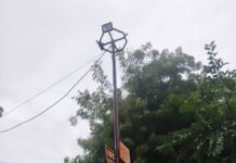 सुनसगाव येथे बुध्द विहारात हायमस्ट लॅम्प ची दुरावस्था , लाईट लावण्याची मागणी !